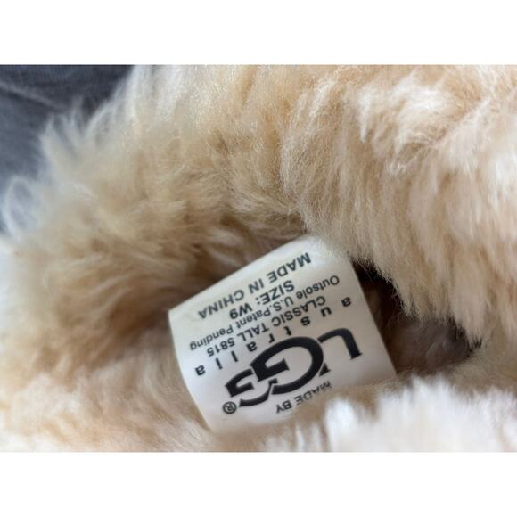 UGG Australia Women's Leather Classic Tall Winter Boots Size W9 Chestnut - Picture 6 of 9